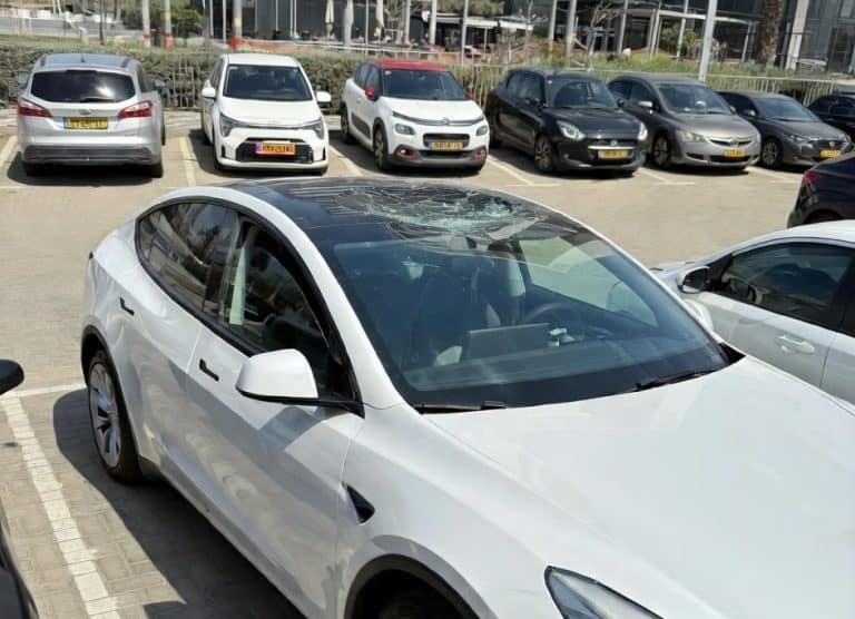 Tesla Model Y’s Glass Roof: The Ultimate Test – Surviving Iranian Missile Debris in Israel