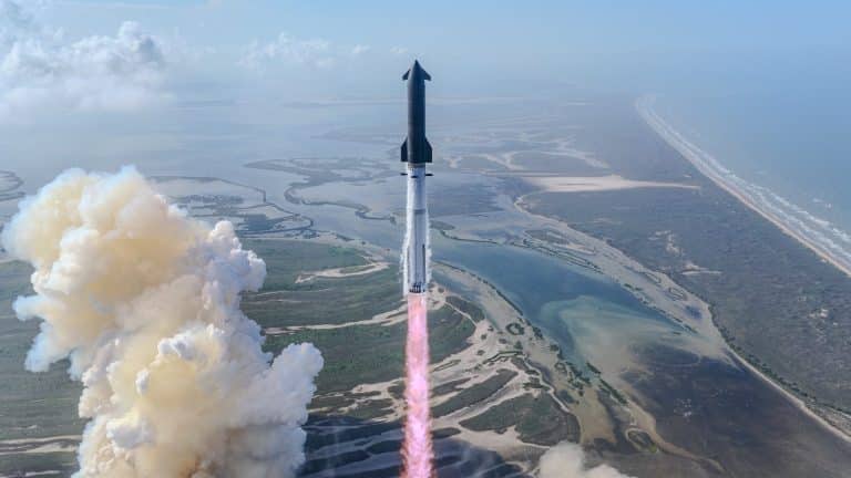 SpaceX Starship V3 Flight 12: Historic Launch, Heat Shield Breakthrough, and the Road to Mars and Beyond